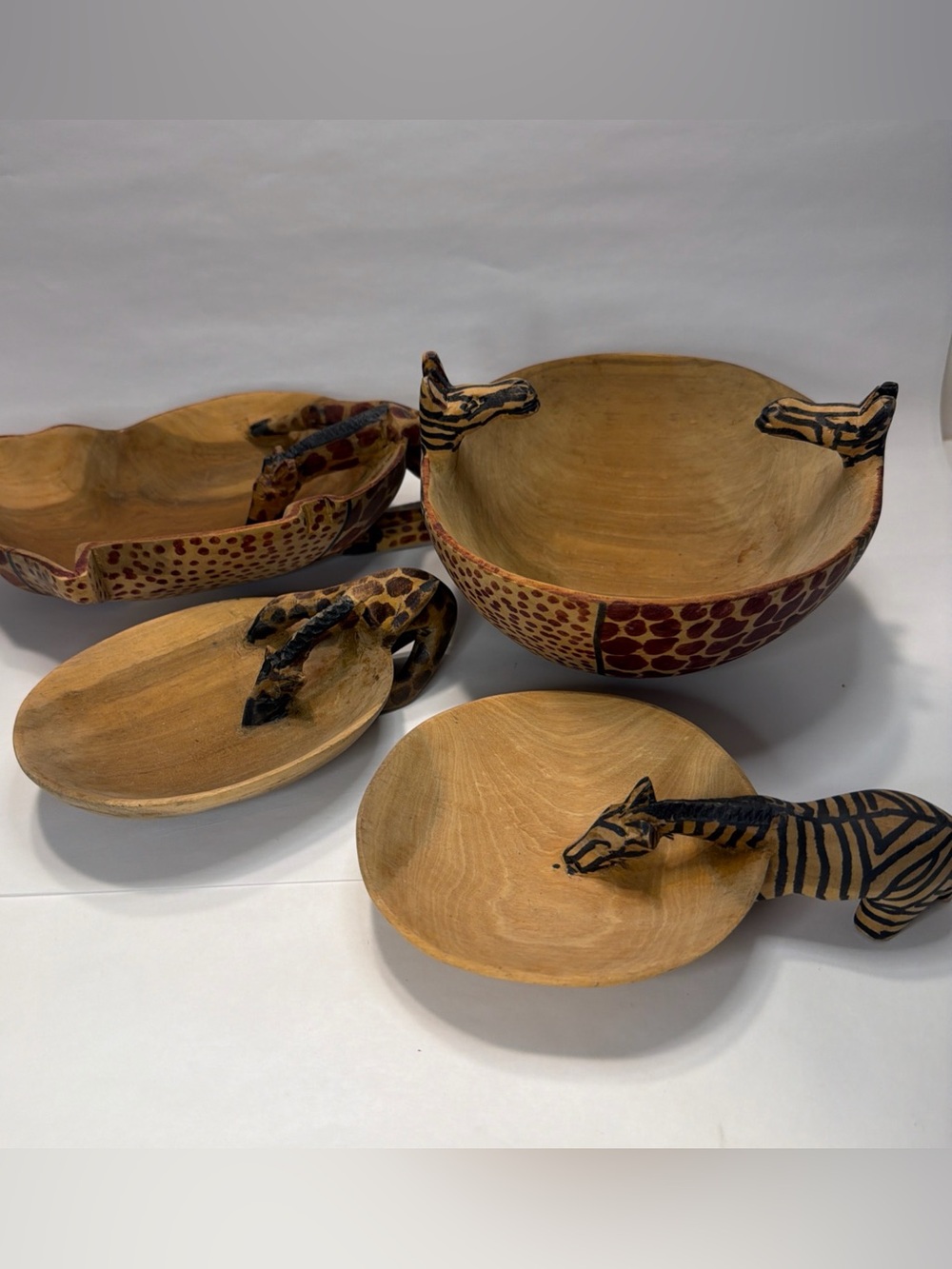 Set 4 African Hand Carved Painted Wood Zebra Giraffe Bowl Set Kenya Folk Art
